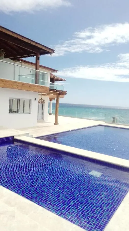 Villa Playa Del Sol, Bahoruco Baoruco Homestay